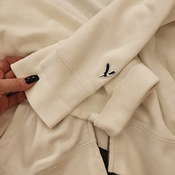Mens American Eagle White Sweater with hoodie